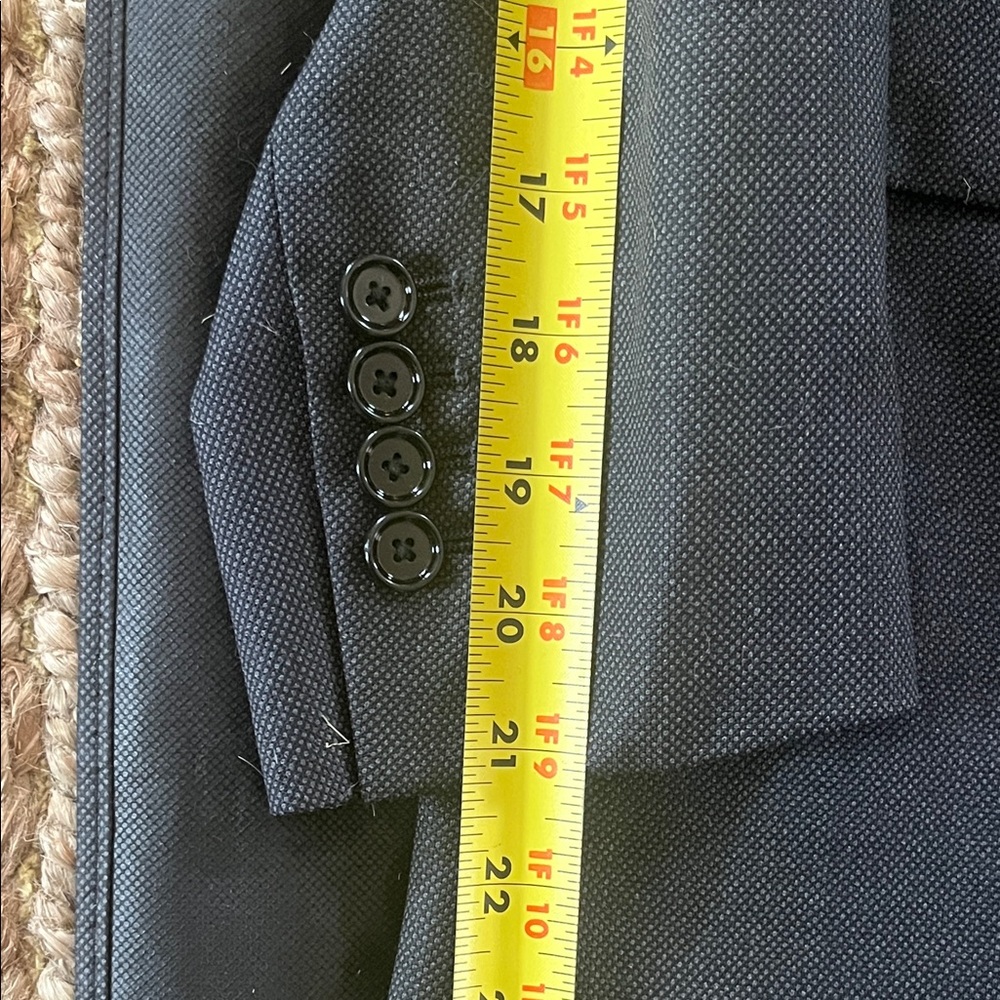 Custom Indochino charcoal wool suit. Silk burgundy lining. Jacket AND pants. - Picture 7 of 14